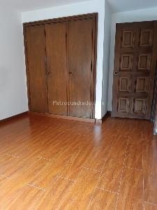 Apartamento en venta en Los Rosales, Bogotá · foto 10 de 20