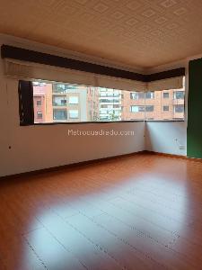 Apartamento en venta en Los Rosales, Bogotá · foto 3 de 20