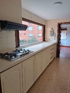 Apartamento en venta en Los Rosales, Bogotá · foto 18 de 20
