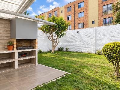 Casa de 3 alcobas en venta en Las Villas, Bogotá, 250 m² · foto 3 de 19