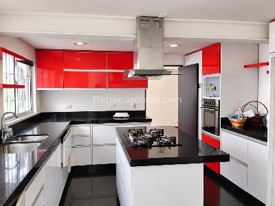 Casa de 3 alcobas en venta en Las Villas, Bogotá, 250 m² · foto 9 de 19