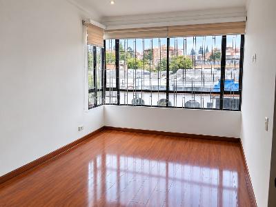 Casa de 3 alcobas en venta en Las Villas, Bogotá, 250 m² · foto 7 de 19