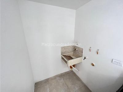 Apartamento en venta en Robledo, Medellín · foto 4 de 19