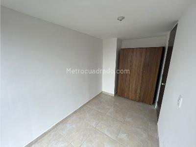 Apartamento en venta en Robledo, Medellín · foto 14 de 19