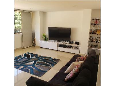 Apartamento de 3 alcobas en venta en Estadio, Medellín, 166 m² · foto 2 de 20