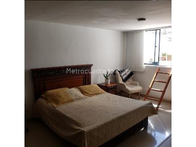 Apartamento de 3 alcobas en venta en Estadio, Medellín, 166 m² · foto 12 de 20