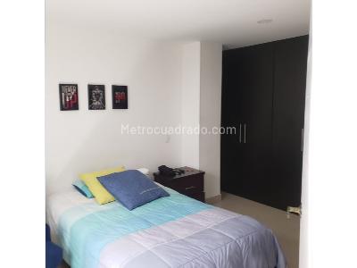 Apartamento de 3 alcobas en venta en Estadio, Medellín, 166 m² · foto 18 de 20