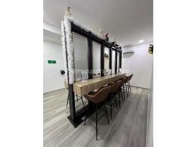 Casa de 5 alcobas en venta en Laureles, Medellín, 400 m² · foto 3 de 20