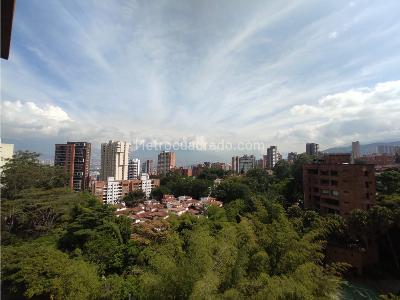 Apartamento de 3 alcobas en arriendo en Los Balsos, Medellín, 143 m² · foto 5 de 18