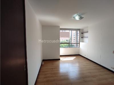 Apartamento de 3 alcobas en arriendo en Los Balsos, Medellín, 143 m² · foto 12 de 18