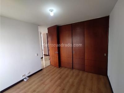 Apartamento de 3 alcobas en arriendo en Los Balsos, Medellín, 143 m² · foto 14 de 18
