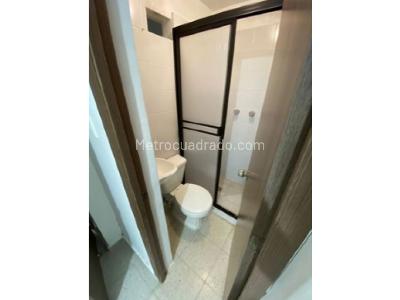 Apartamento de 3 alcobas en arriendo en Florida Nueva, Medellín, 128 m² · foto 13 de 16