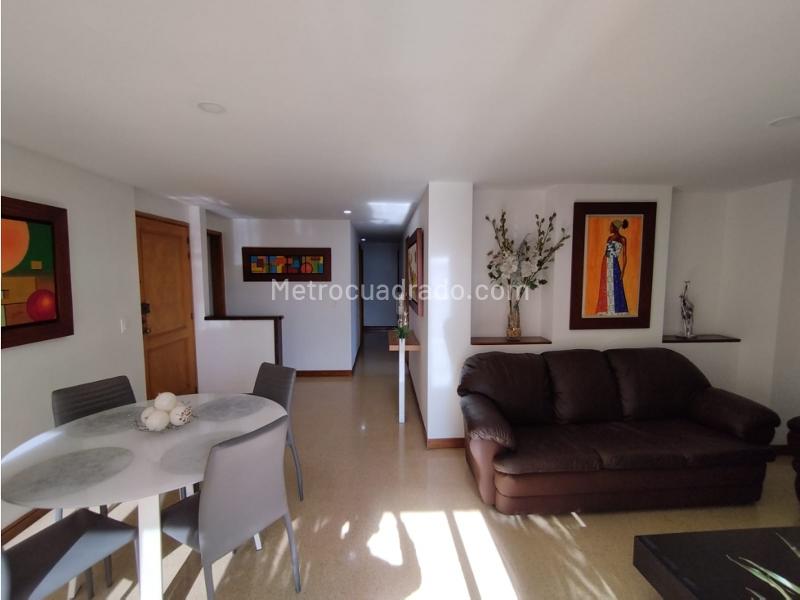 Apartamento de 3 Alcobas con Parqueadero Privado en El Poblado - 9