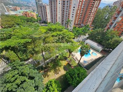 Apartamento de 2 alcobas en arriendo en Los Balsos, Medellín, 90 m² · foto 8 de 9