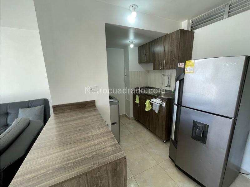 2BR Apartment in Robledo with Balcony & Pool - 2