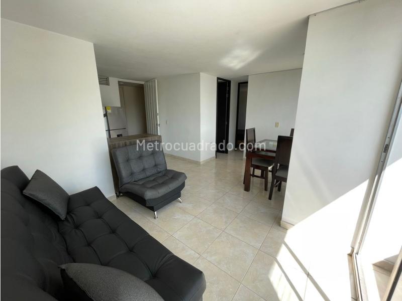 2BR Apartment in Robledo with Balcony & Pool - 3