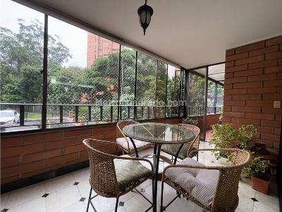 Apartamento de 4 alcobas en venta en El Poblado, Medellín, 270 m² · foto 3 de 20