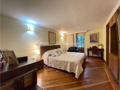 Apartamento de 4 alcobas en venta en El Poblado, Medellín, 270 m² · foto 11 de 20
