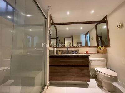 Apartamento de 4 alcobas en venta en El Poblado, Medellín, 270 m² · foto 13 de 20