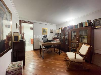 Apartamento de 4 alcobas en venta en El Poblado, Medellín, 270 m² · foto 15 de 20