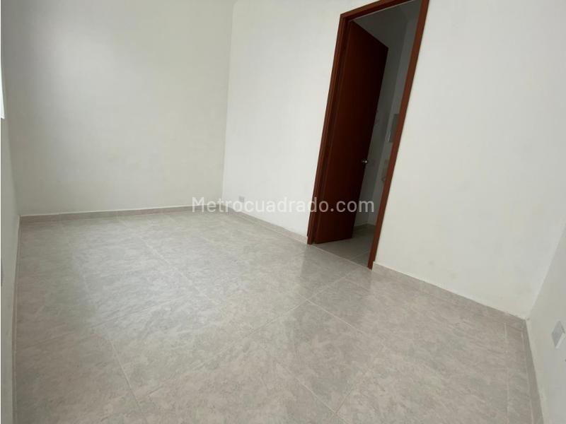 Spacious 3BR Apartment Near Metro in Prado Centro - 4