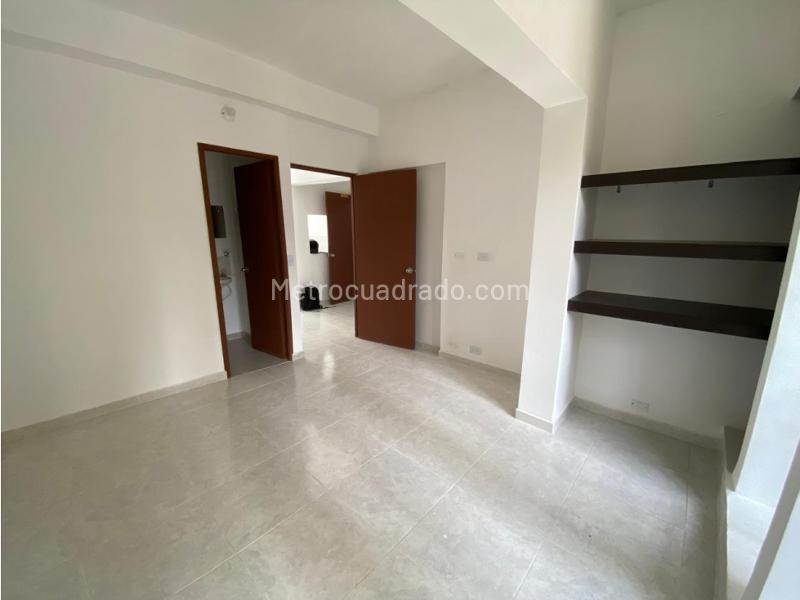 Spacious 3BR Apartment Near Metro in Prado Centro - 6