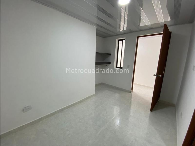 Modern 3BR Apartment with Extra Bathroom in Prado Centro - 6