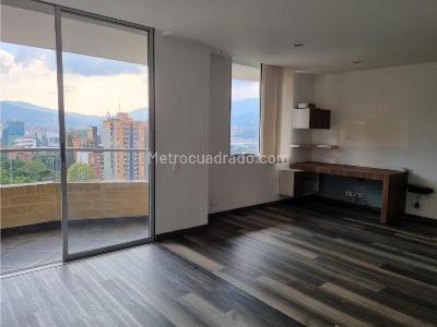 Apartamento de 2 alcobas en arriendo en Castropol, Medellín, 80 m² · foto 4 de 15