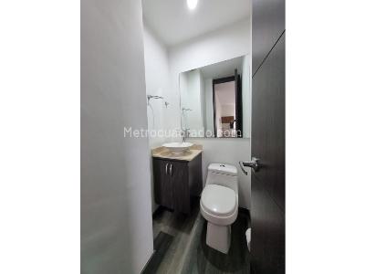 Apartamento de 2 alcobas en arriendo en Castropol, Medellín, 80 m² · foto 11 de 15