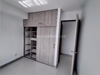 Apartamento de 3 alcobas en venta en Bello, Bello, 71 m² · foto 6 de 9