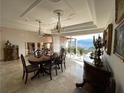 Casa de 5 alcobas en venta en Las Palmas, Medellín · foto 13 de 20