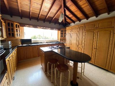 Casa de 5 alcobas en venta en Las Palmas, Medellín · foto 15 de 20
