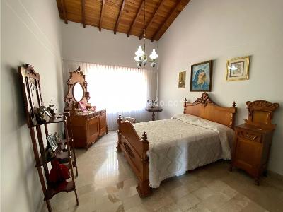 Casa de 5 alcobas en venta en Las Palmas, Medellín · foto 18 de 20