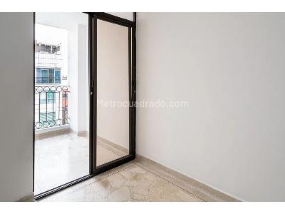 Apartamento en venta en La Floresta, Medellín · foto 9 de 19