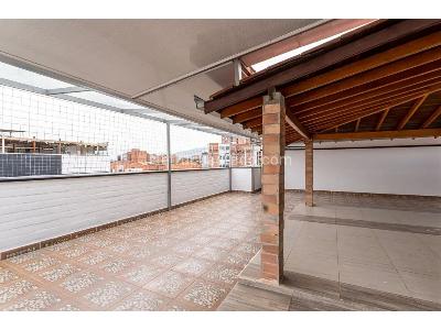 Apartamento en venta en La Floresta, Medellín · foto 17 de 19