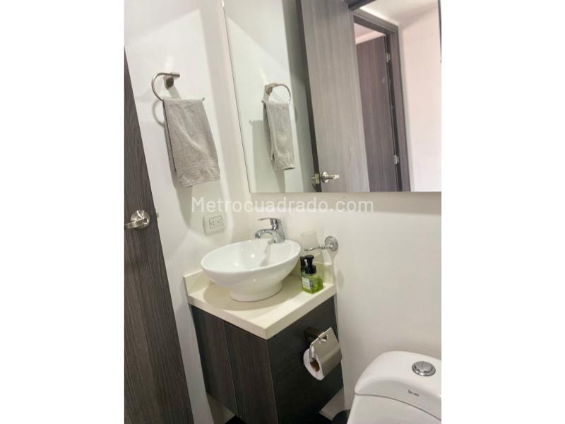 Furnished 2BR Apartment in Sabaneta - 9