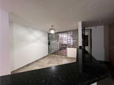 Casa de 4 alcobas en venta en Calasanz, Medellín, 170 m² · foto 5 de 20