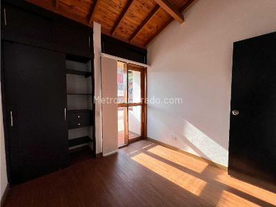 Casa de 4 alcobas en venta en Calasanz, Medellín, 170 m² · foto 12 de 20