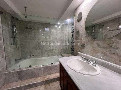 Casa de 4 alcobas en venta en Calasanz, Medellín, 170 m² · foto 16 de 20