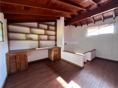 Casa de 4 alcobas en venta en Calasanz, Medellín, 170 m² · foto 19 de 20
