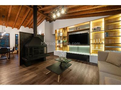 Casa de 3 alcobas en venta en Santa Elena, Medellín, 195 m² · foto 6 de 20