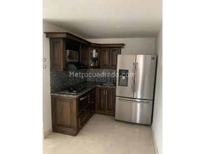 Apartamento de 3 alcobas en venta en Bello, Bello, 86 m² · foto 2 de 11