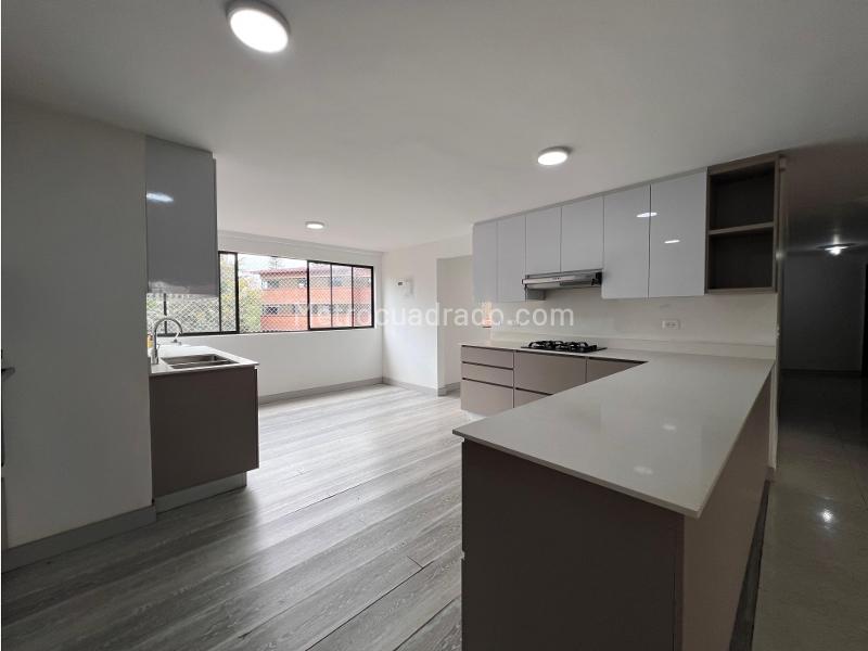 Penthouse Exclusivo de 5 Alcobas con Amenidades en El Poblado - 2