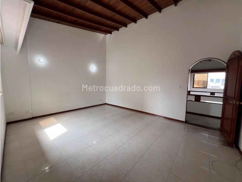 Penthouse Exclusivo de 5 Alcobas con Amenidades en El Poblado - 4
