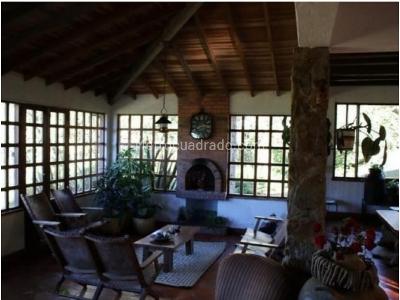 Casa de 3 alcobas en venta en Alto De Las Palmas, Medellín, 320 m² · foto 6 de 10
