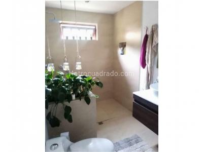 Casa de 3 alcobas en venta en Alto De Las Palmas, Medellín, 320 m² · foto 10 de 10