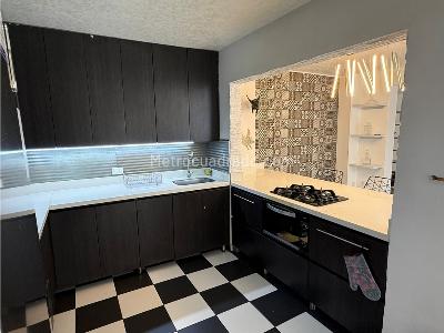 Casa de 4 alcobas en venta en Santa Teresita, Medellín, 138 m² · foto 9 de 20