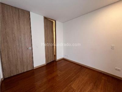 Apartamento de 2 alcobas en venta en El Poblado, Medellín, 72 m² · foto 17 de 20