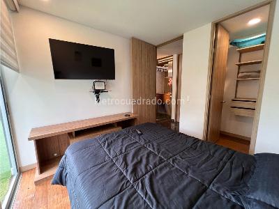 Apartamento de 2 alcobas en venta en El Poblado, Medellín, 69 m² · foto 12 de 16