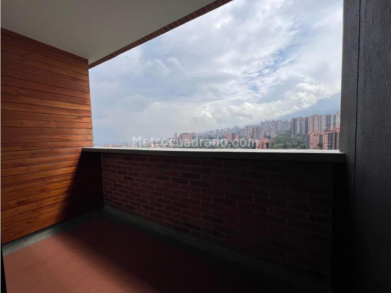 Apartamento de 2 Alcobas con Balcón en Estadio, Envigado - 5